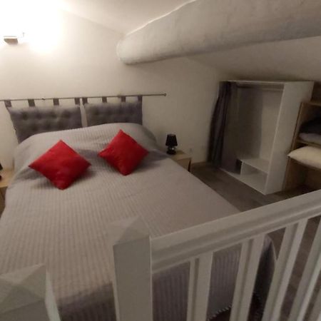 L'Appartement De L'Eglise Saintes-Maries-de-la-Mer Dış mekan fotoğraf